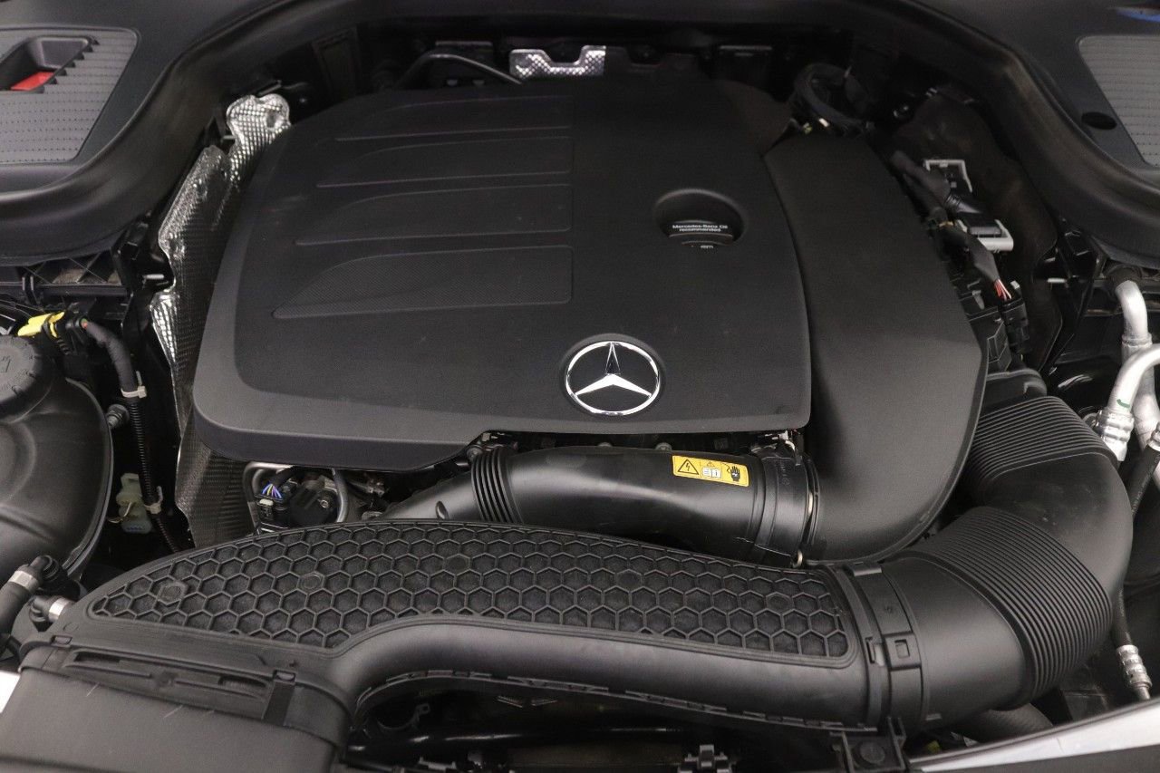 Certified 2022 Mercedes-Benz GLC 300 image 23