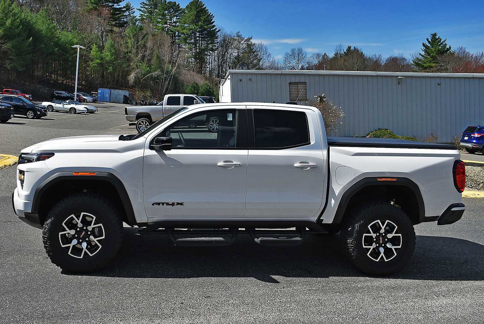 Used 2023 GMC Canyon AT4X image 4