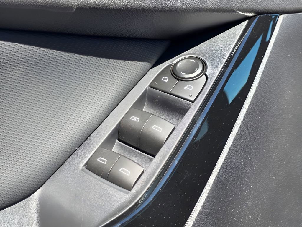 New 2026 Chevrolet Equinox LT w/ LPO, Floor Liner Package image 14