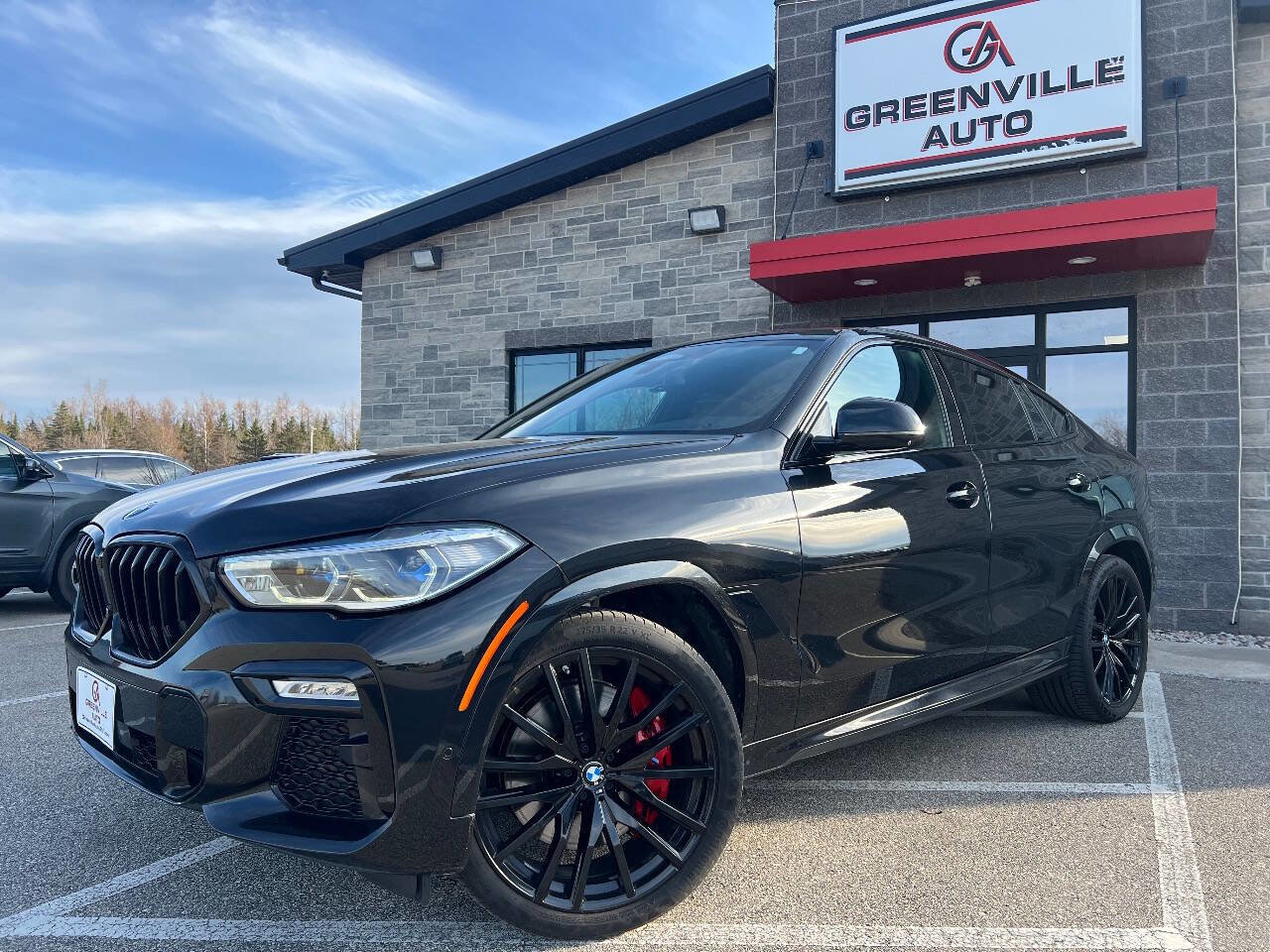 Used 2021 BMW X6 M50i w/ Executive Package AWD/4WD image 1