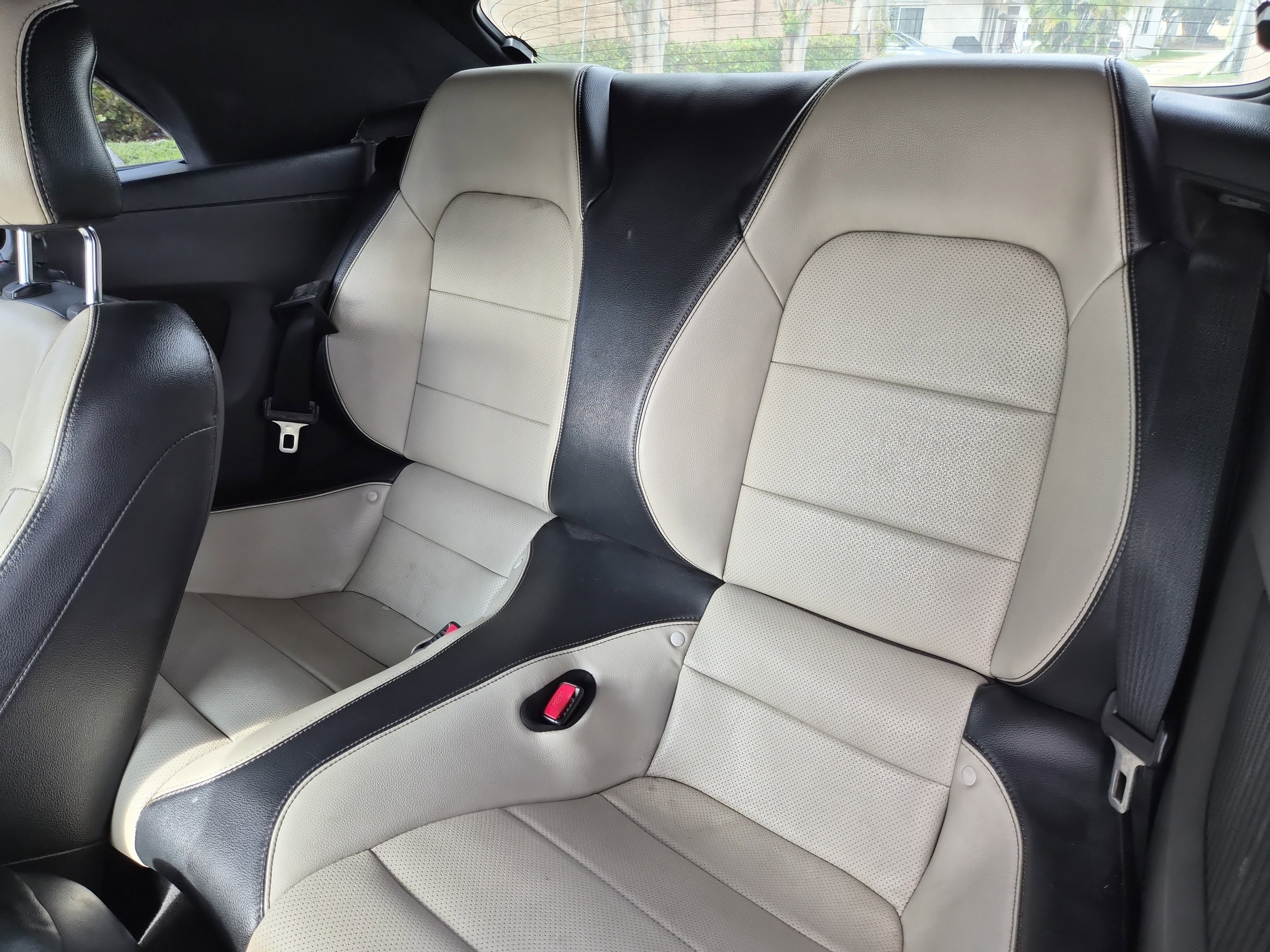 Used 2017 Ford Mustang Premium image 14