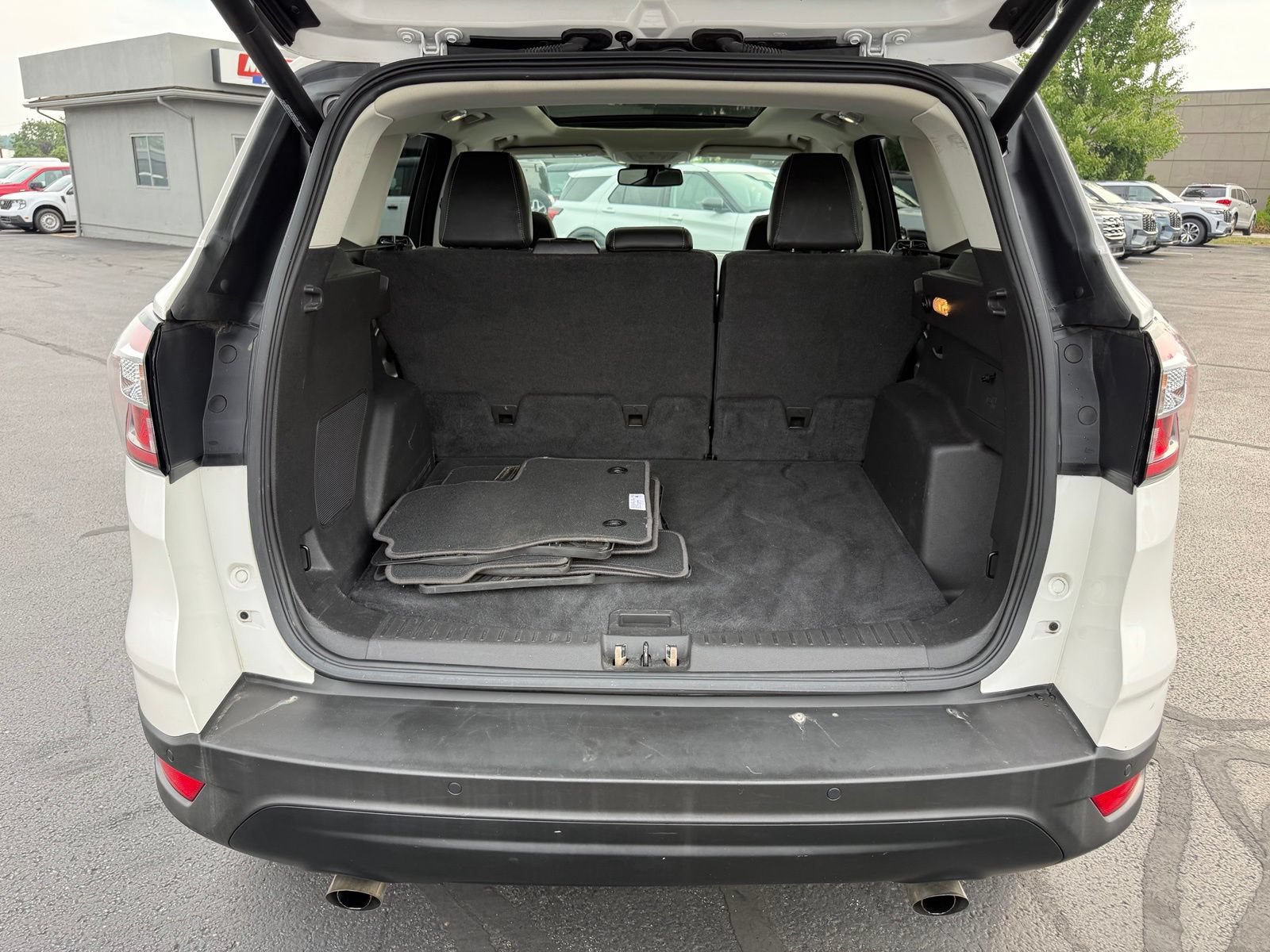 Used 2018 Ford Escape Titanium w/ Ford Safe & Smart Package AWD/4WD image 37