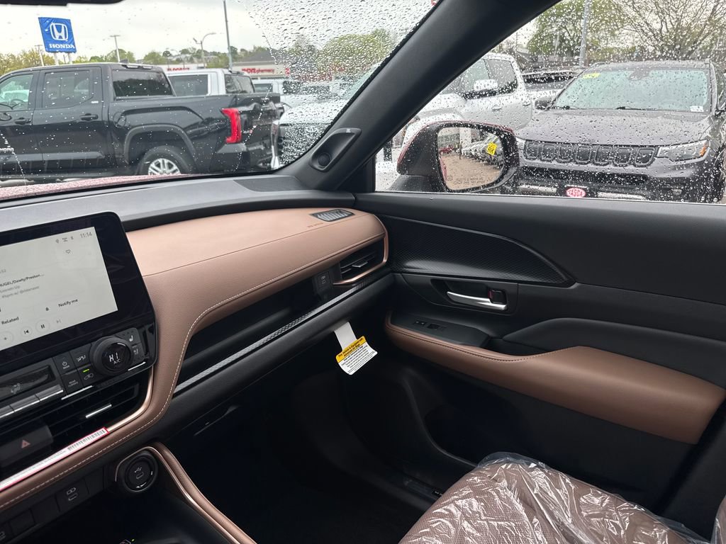 New 2026 Toyota Grand Highlander AWD Hybrid image 27