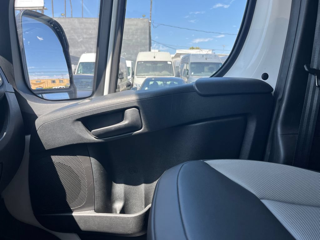 Used 2026 RAM ProMaster 2500 w/ Convenience Group FWD image 16
