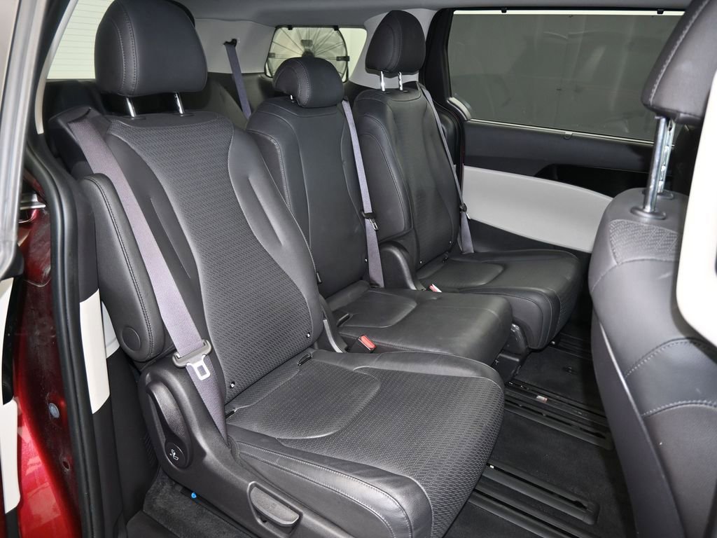 Used 2024 Kia Carnival SX Prestige image 50