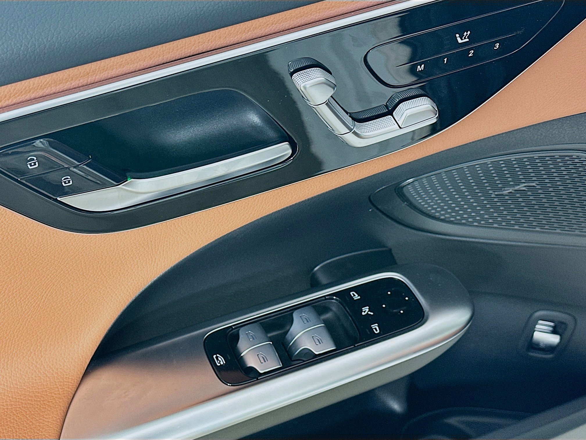 Certified 2026 Mercedes-Benz C 300 4MATIC Sedan image 22