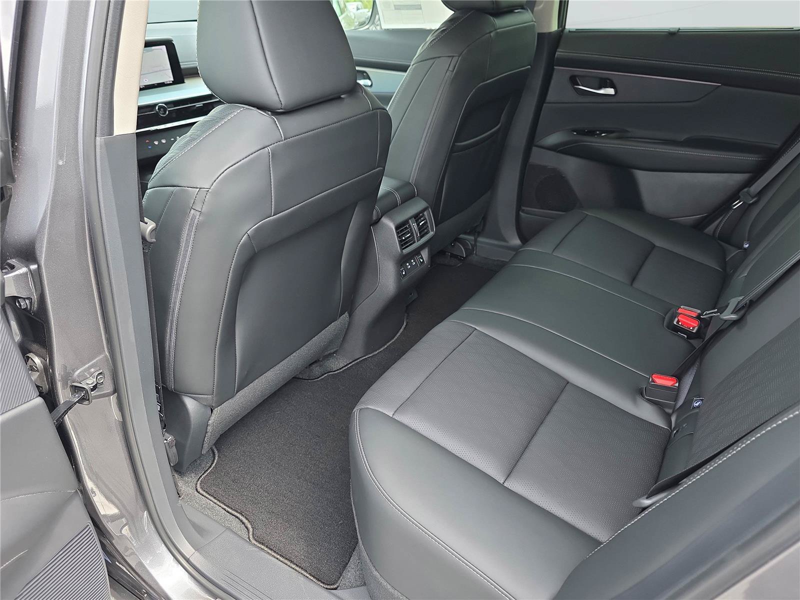 New 2026 Nissan Murano Platinum w/ Cargo Package AWD/4WD image 29