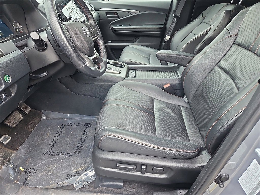 Certified 2022 Honda Passport TrailSport image 29