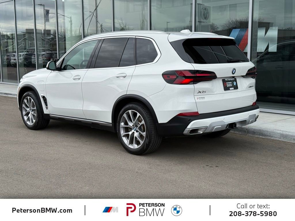 Used 2024 BMW X5 xDrive50e w/ Premium Package image 3