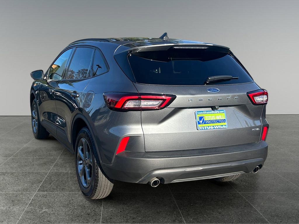 Used 2025 Ford Escape ST-Line AWD/4WD image 5