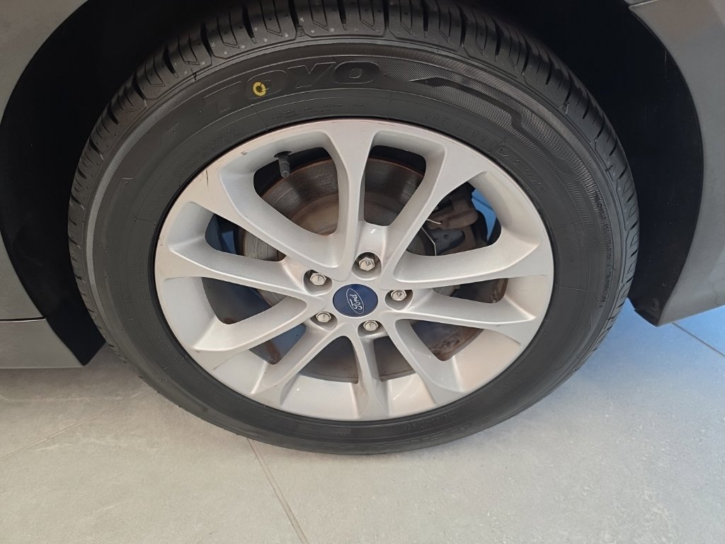 Used 2020 Ford Fusion SE FWD image 54