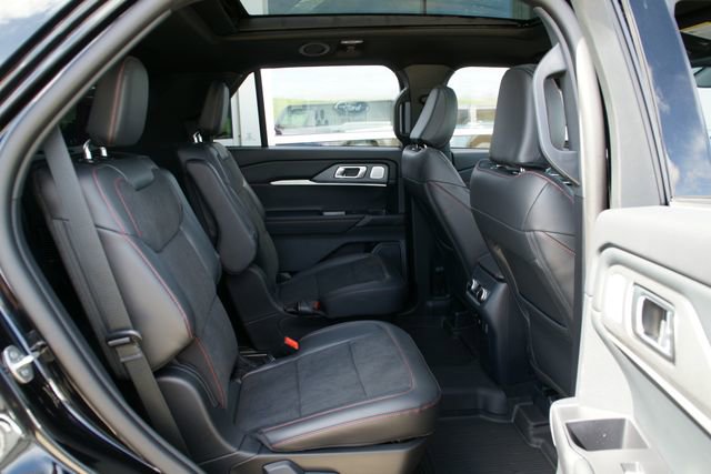 New 2026 Ford Explorer ST AWD/4WD image 37