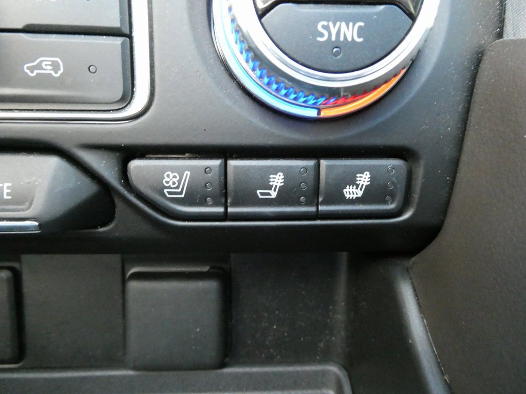 Used 2023 GMC Yukon SLT w/ SLT Premium Package image 33