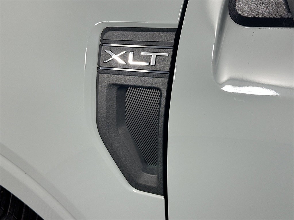 Used 2022 Ford Maverick XLT w/ Equipment Group 300A Standard image 28