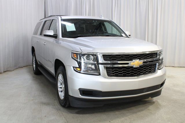 Used 2018 Chevrolet Suburban LT image 35