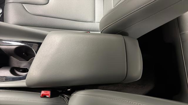 Used 2024 Hyundai Elantra Limited FWD image 20