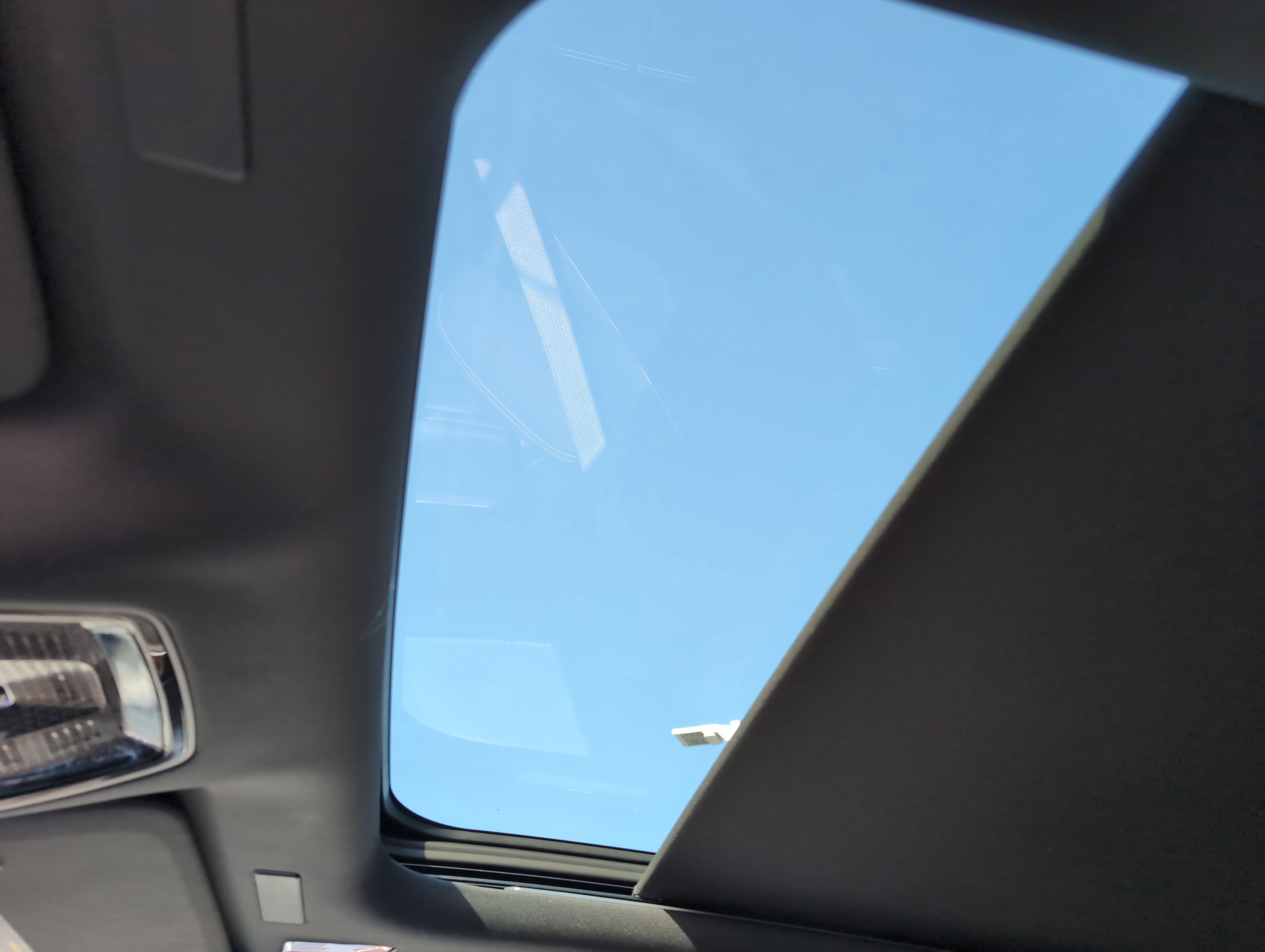 New 2026 Cadillac Vistiq Luxury image 14