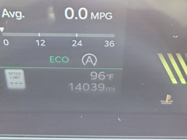 Used 2025 Kia Sorento S FWD image 23