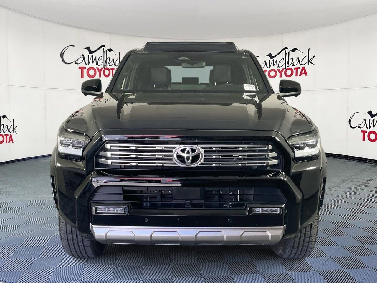 Used 2025 Toyota 4Runner Limited w/ Tow Technology Package AWD/4WD image 3