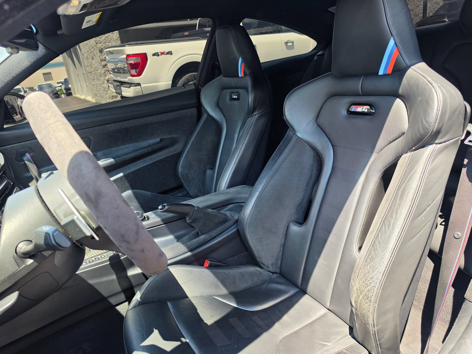 Used 2019 BMW M4 CS RWD image 6