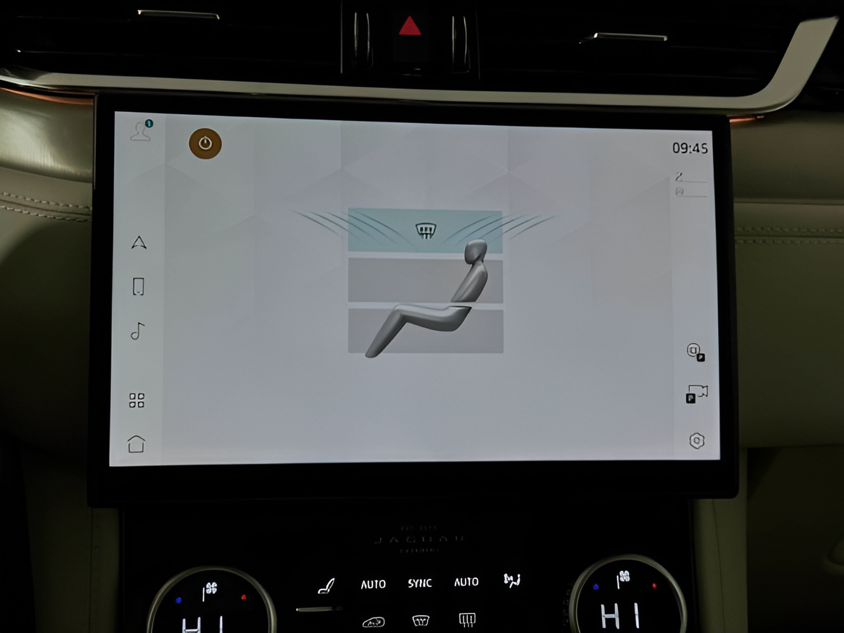 Used 2026 Jaguar F-PACE R-Dynamic S AWD/4WD image 19