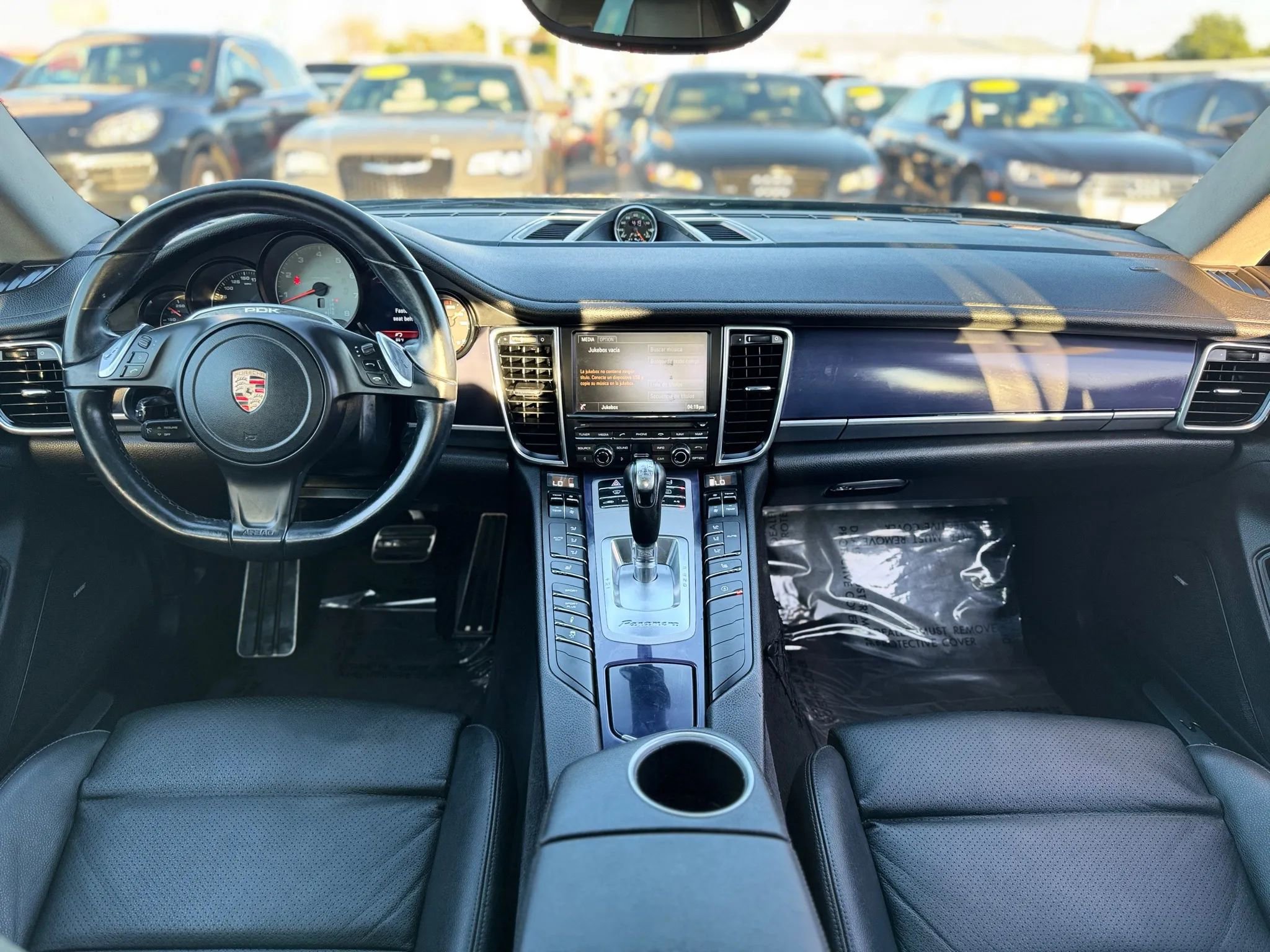 Used 2014 Porsche Panamera S image 22