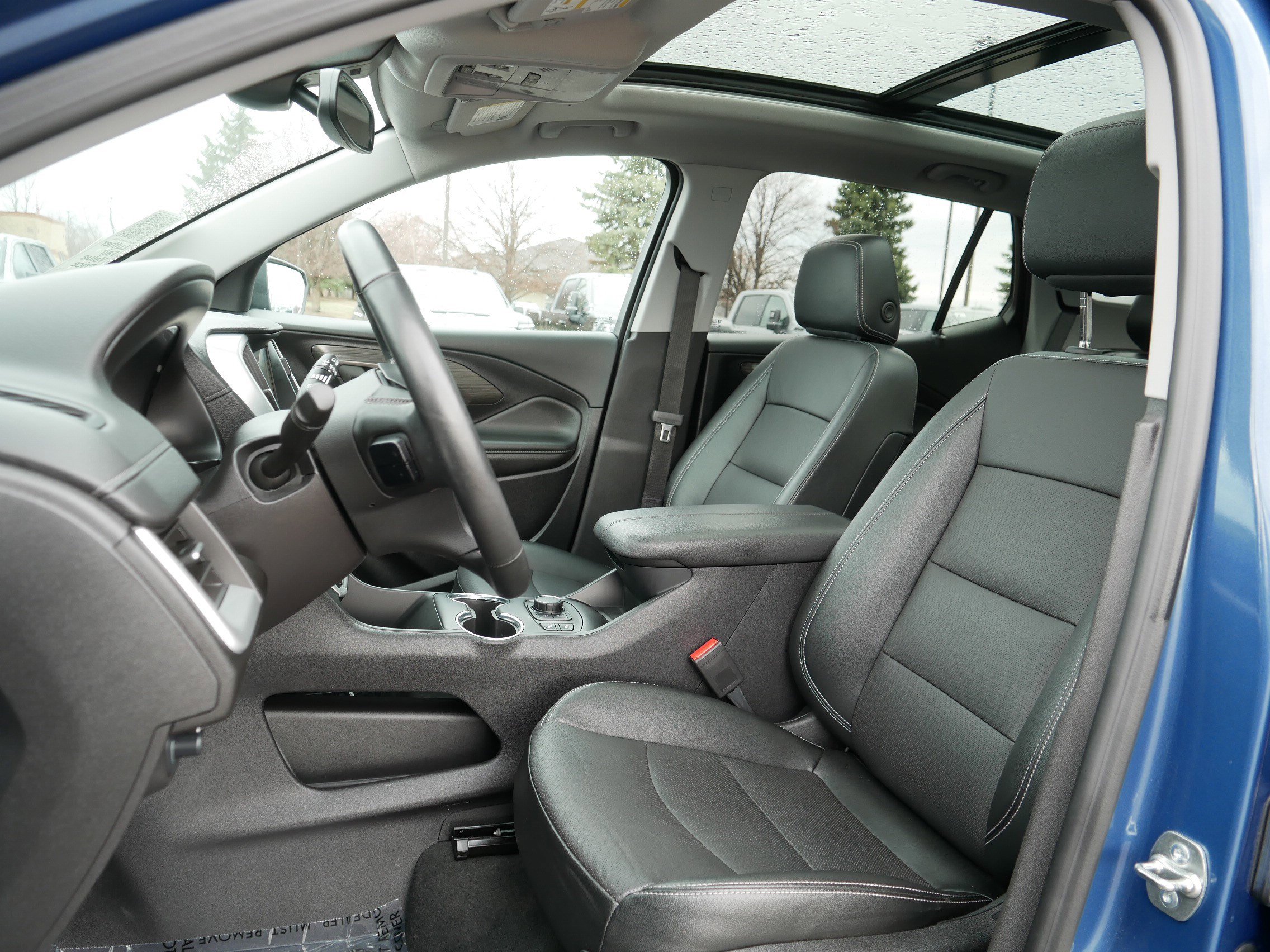 Used 2024 GMC Terrain SLT w/ Infotainment Package II image 34