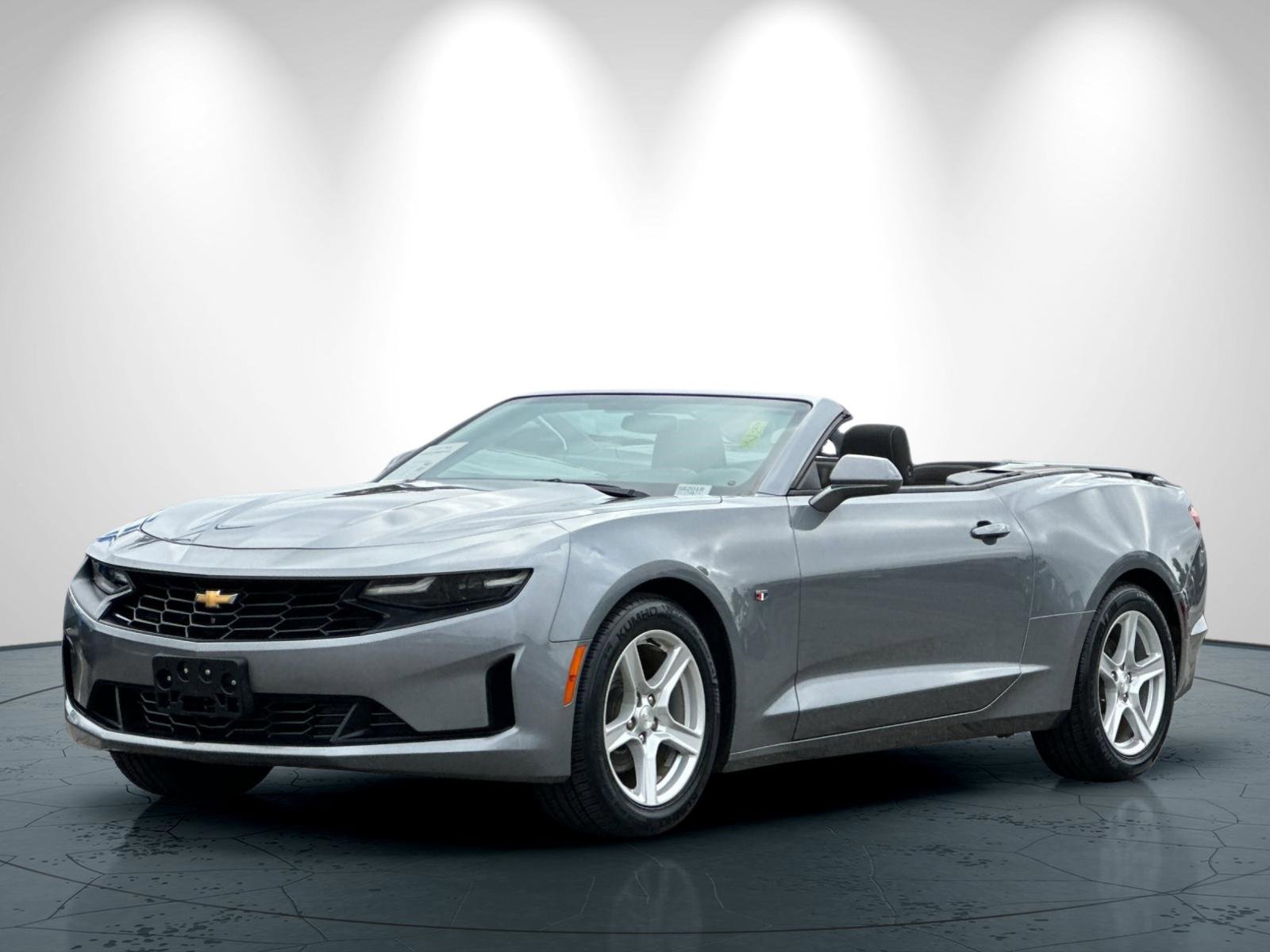 Used 2020 Chevrolet Camaro LT image 8