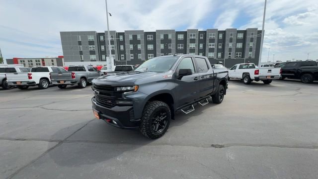 Used 2021 Chevrolet Silverado 1500 LT Trail Boss w/ Bed Protection Package AWD/4WD image 4