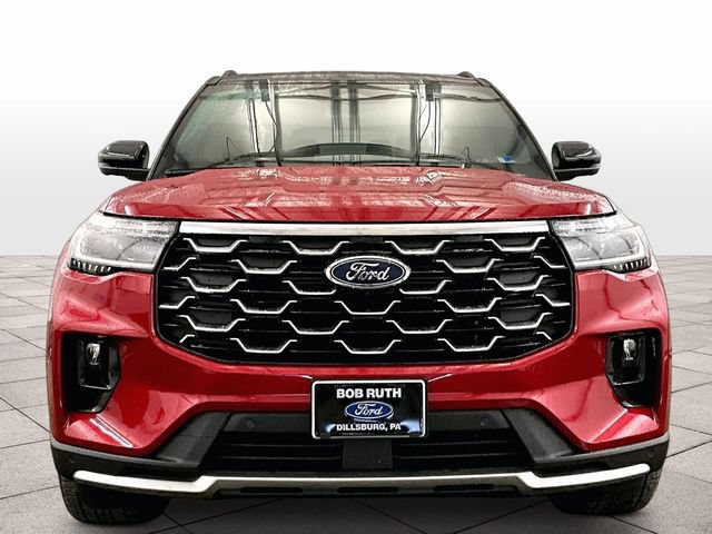 Used 2025 Ford Explorer Platinum w/ Ultimate Package AWD/4WD image 3