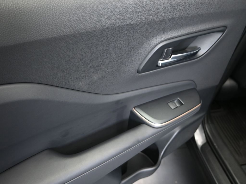 Used 2023 Toyota Crown XLE AWD/4WD image 15