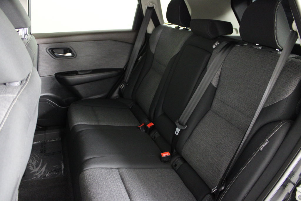Certified 2023 Nissan Rogue SV FWD image 21
