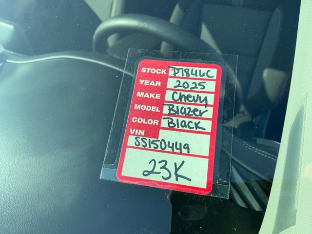 Used 2025 Chevrolet Blazer LT image 39