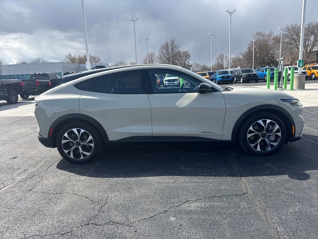 Used 2025 Ford Mustang Mach-E Select image 6