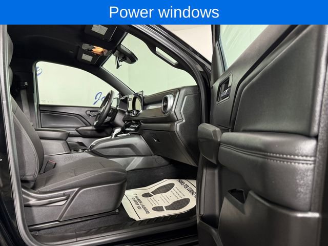 Used 2024 Chevrolet Colorado LT image 16