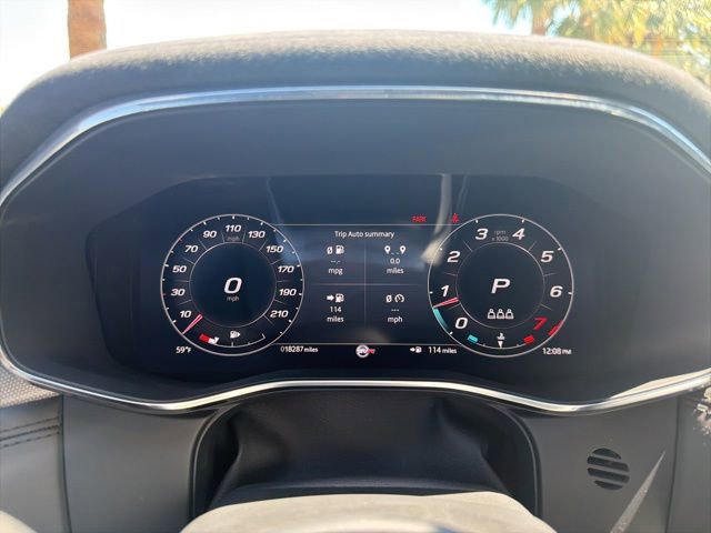 Used 2023 Jaguar F-PACE SVR image 12