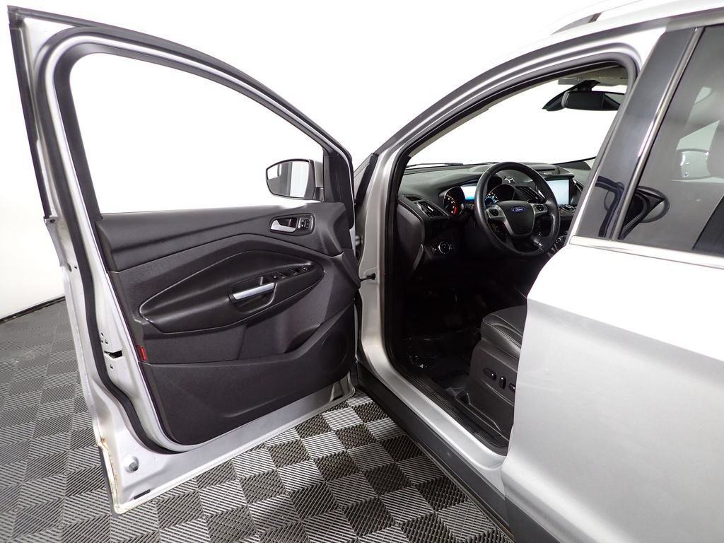 Used 2014 Ford Escape Titanium FWD image 22