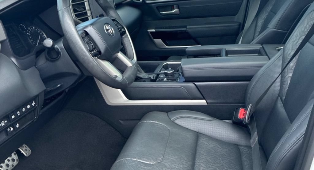 Used 2022 Toyota Tundra Limited w/ TRD Off-Road Package AWD/4WD image 2