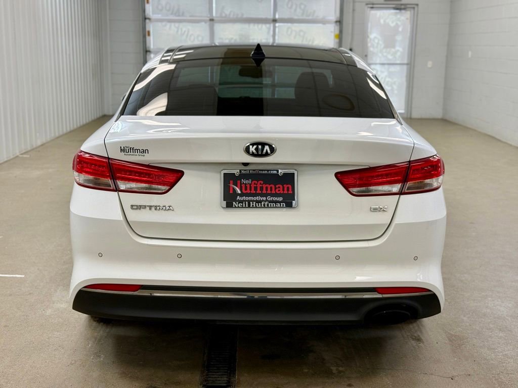 Used 2017 Kia Optima EX w/ Premium Package image 6