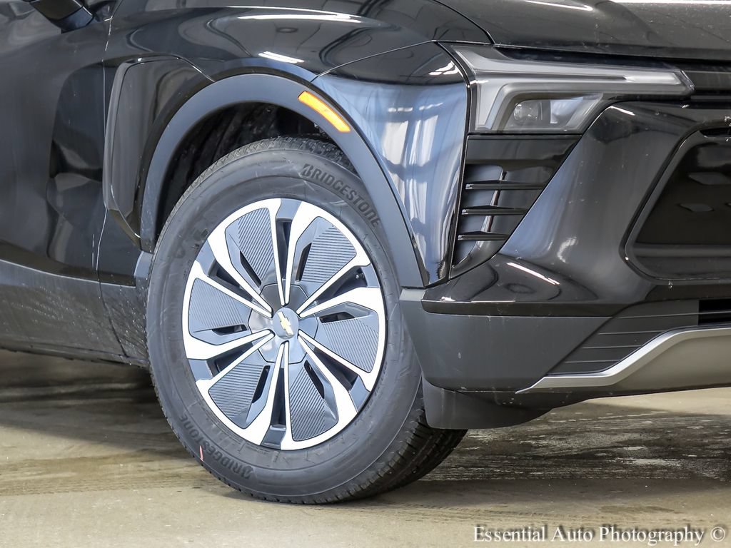 New 2026 Chevrolet Blazer EV LT AWD/4WD image 4