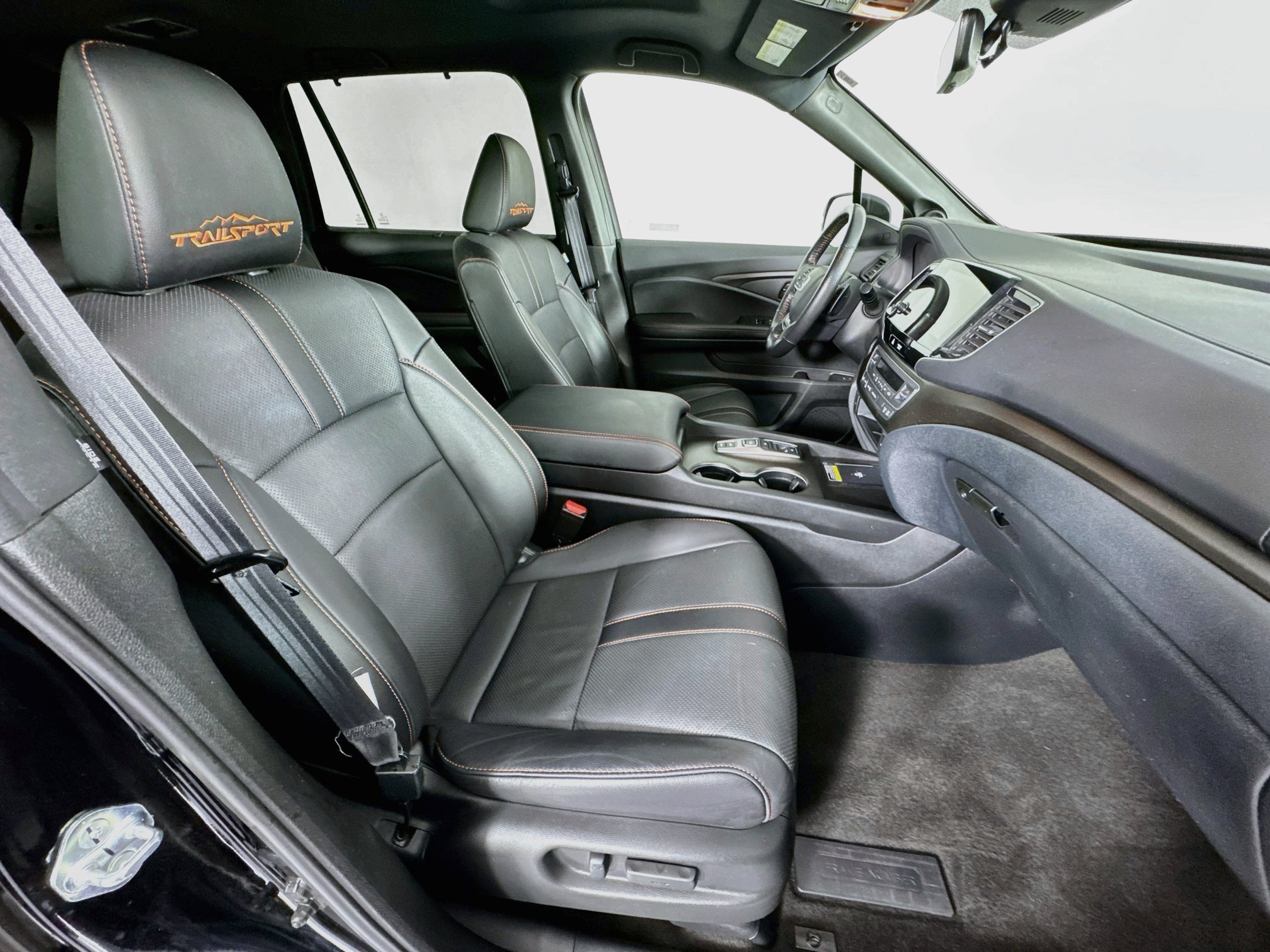 Certified 2024 Honda Passport TrailSport image 28
