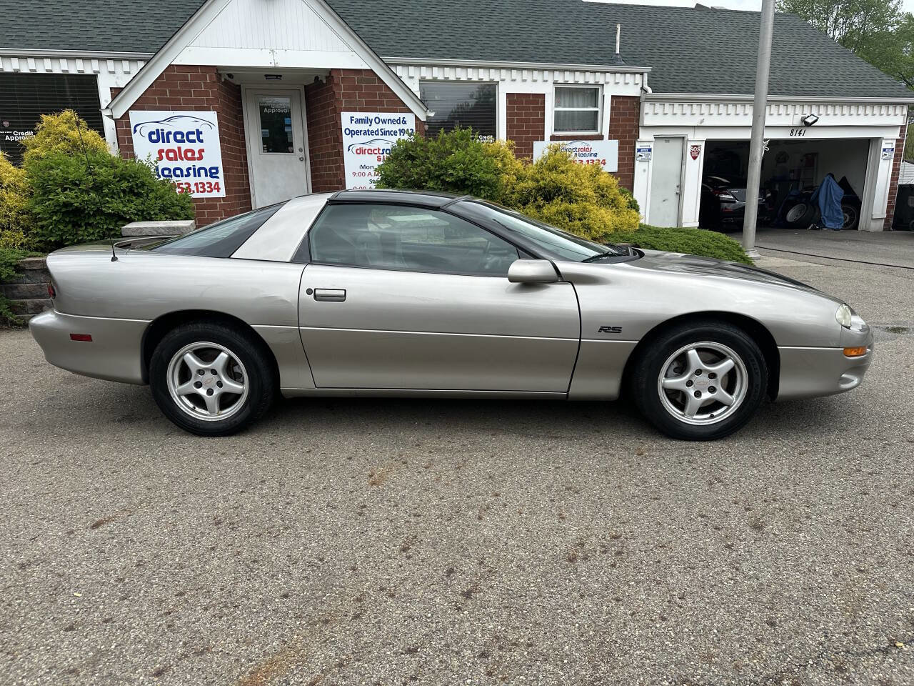 Used 2002 Chevrolet Camaro LT image 9