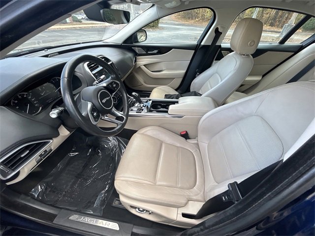 Used 2020 Jaguar XE S image 24