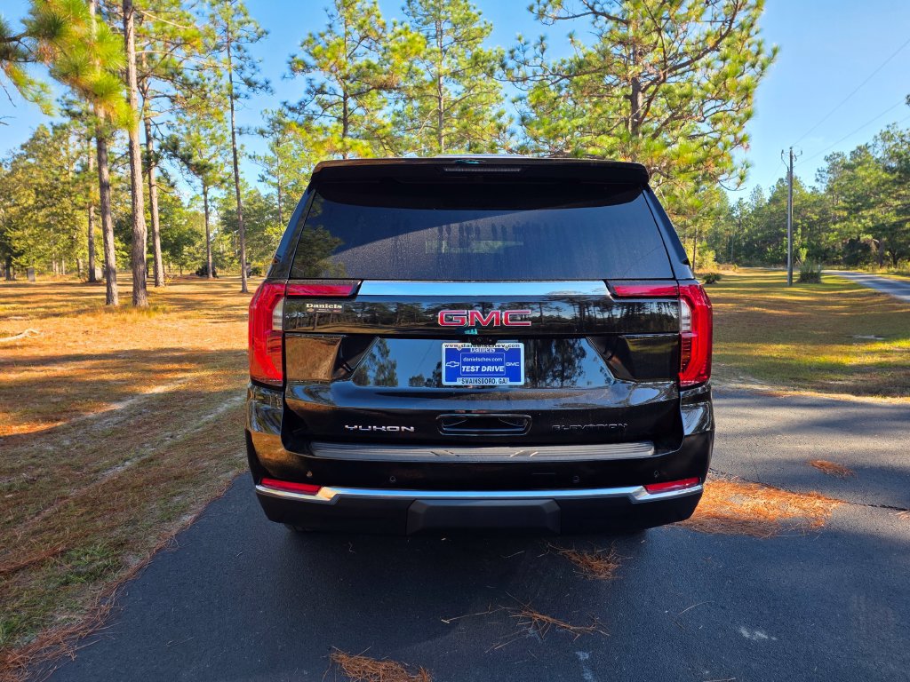 Used 2026 GMC Yukon Elevation w/ Elevation Premium Package RWD image 4