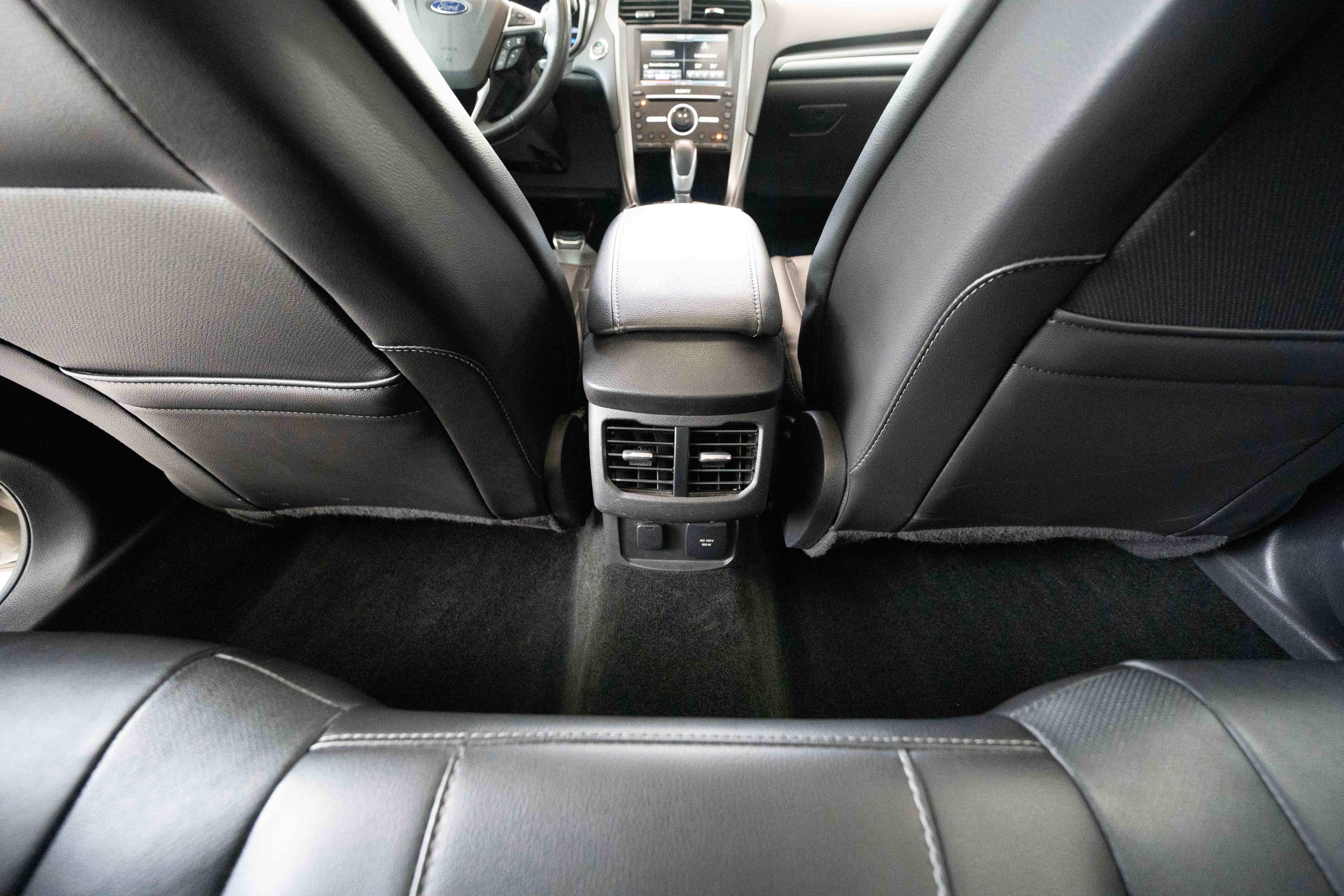 Used 2016 Ford Fusion Titanium image 22