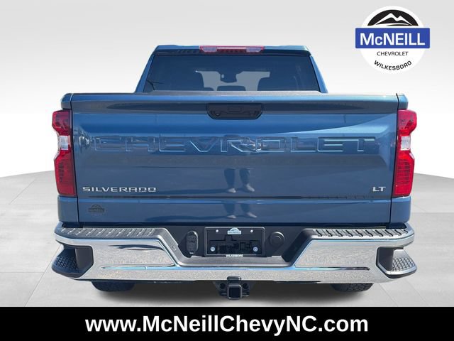 Used 2024 Chevrolet Silverado 1500 LT AWD/4WD image 7