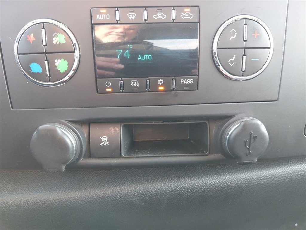 Used 2011 Chevrolet Silverado 1500 LT w/ All-Star Edition image 36