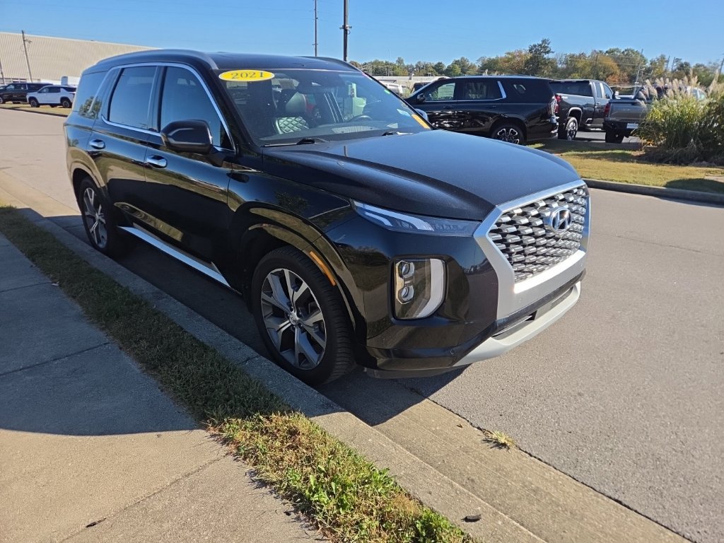Used 2021 Hyundai Palisade Limited AWD/4WD image 2