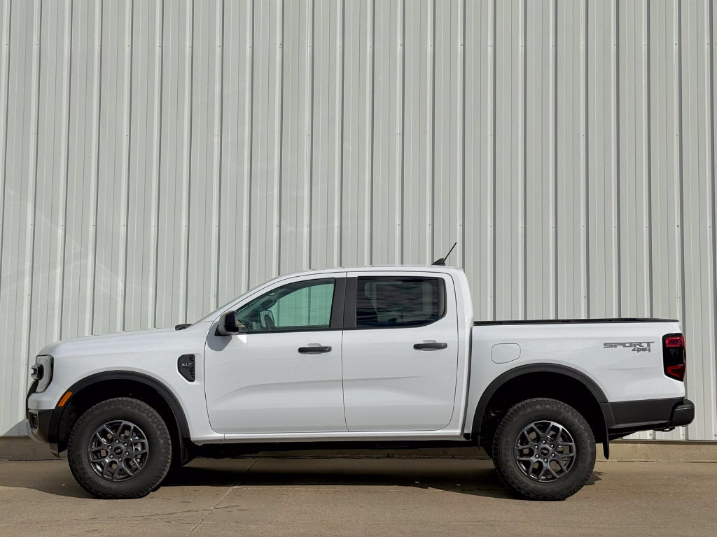 New 2026 Ford Ranger XLT w/ Equipment Group 301A High AWD/4WD image 3