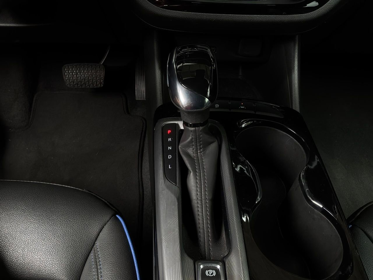 Used 2025 Buick Envista Sport Touring image 22